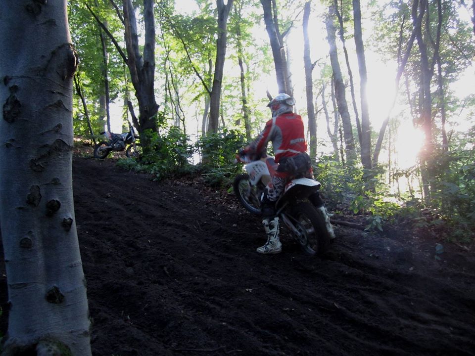 13708331_523510451193548_235591147225513941_o