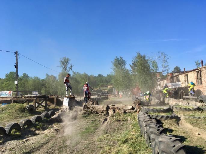 32349666_839610896250167_3573803679540576256_o